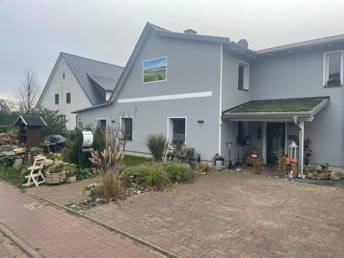 Ferienwohnung Fiene Groß Zicker Exterior foto